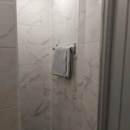 Szálloda Ardenn'hotel 2*