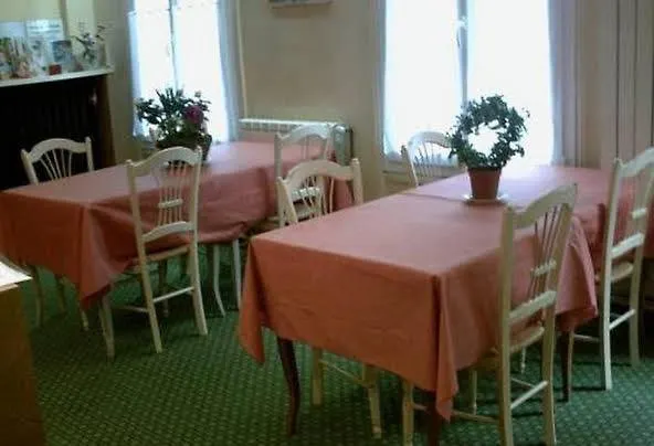 Ardenn'hotel 2* 랭스