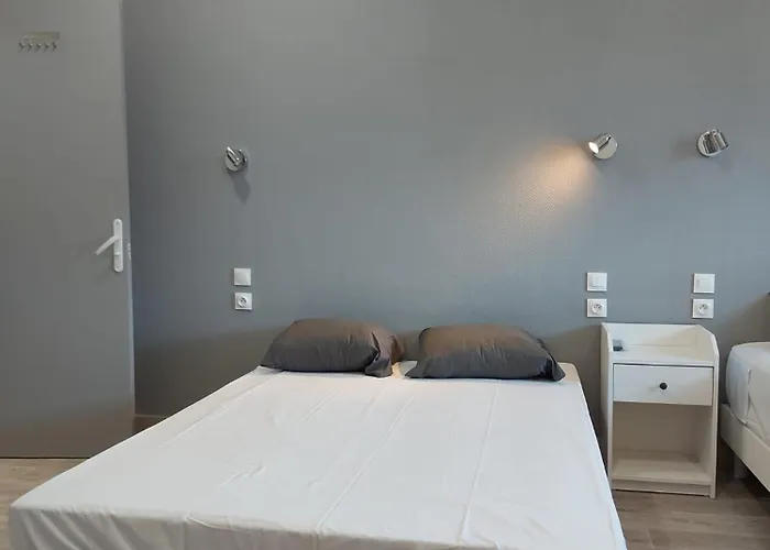 Ardenn'hotel מלון 2*